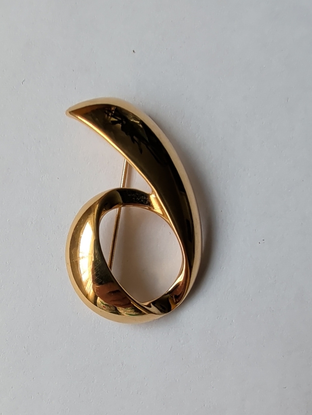Monet Gold-tone Sculptural Loop Brooch